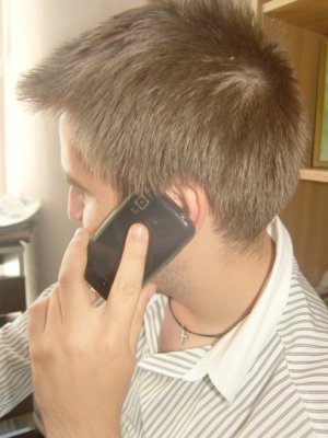 Un minor vindea telefoane furate în Vama Veche